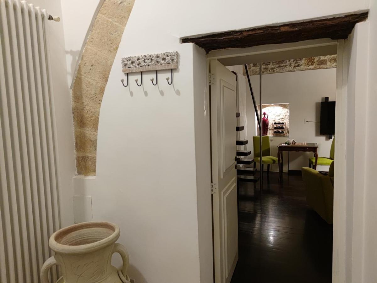 Dimora Arco Basso - Old Town Bari Exterior photo