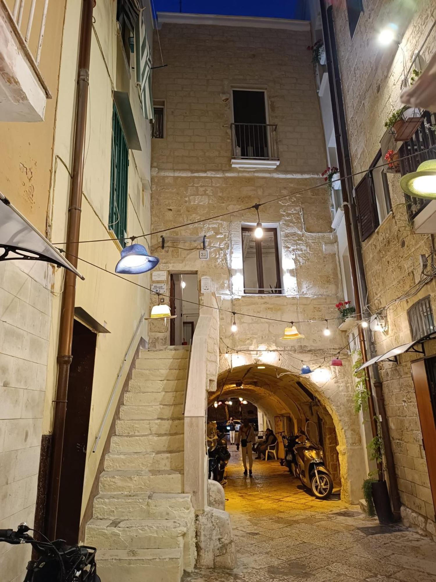 Dimora Arco Basso - Old Town Bari Exterior photo
