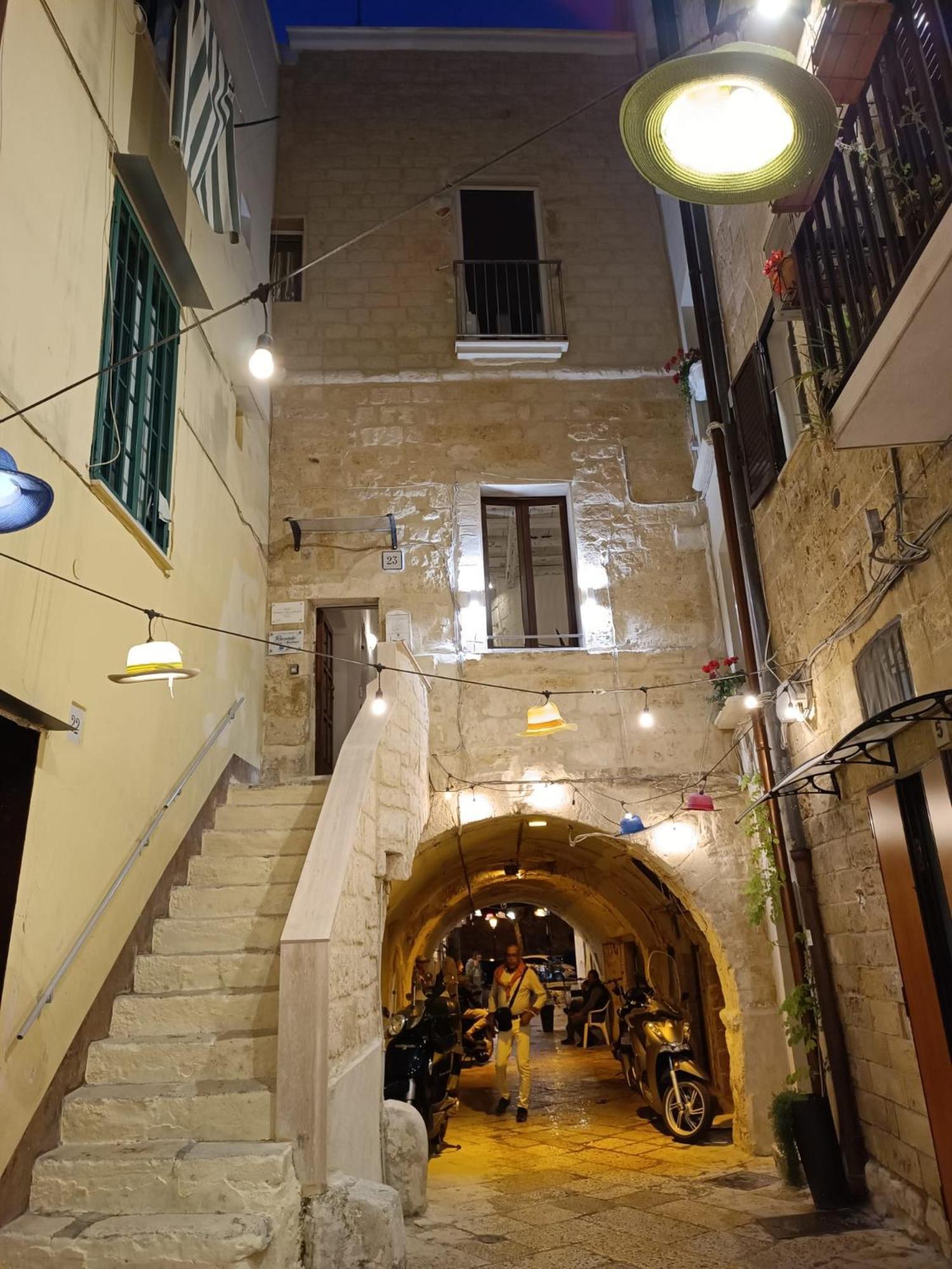Dimora Arco Basso - Old Town Bari Exterior photo